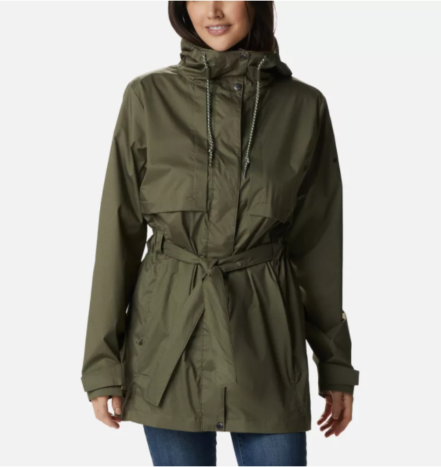 这款哥伦比亚夹克轻盈流畅