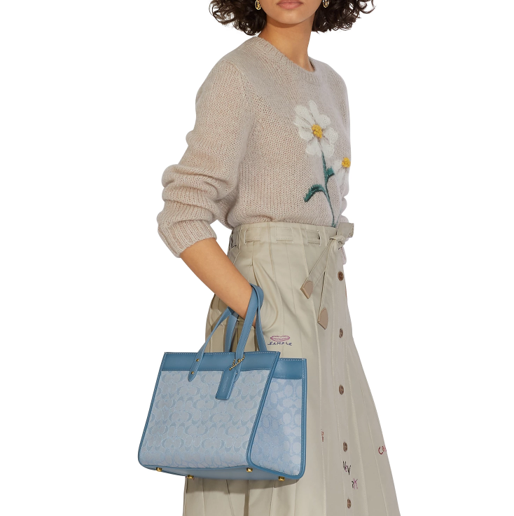 $237 (原价 $395) + 免邮Macy s官网 COACH Field 雾霾蓝横版托特包6折热卖 