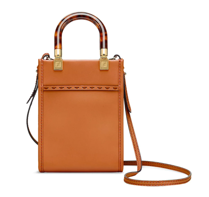 现价$1750 + 免邮FARFETCH官网 Fendi Sunshine 迷你购物包热卖 