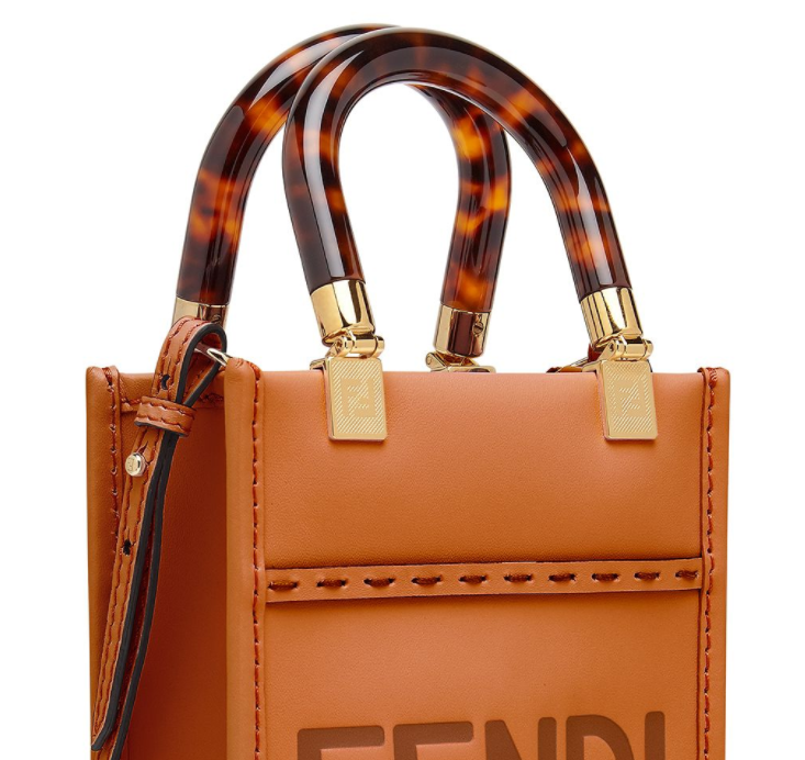现价$1750 + 免邮FARFETCH官网 Fendi Sunshine 迷你购物包热卖 