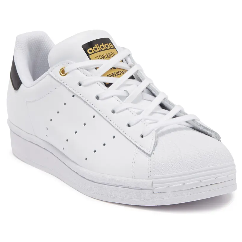 是Stan Smith还是adidas Superstar
