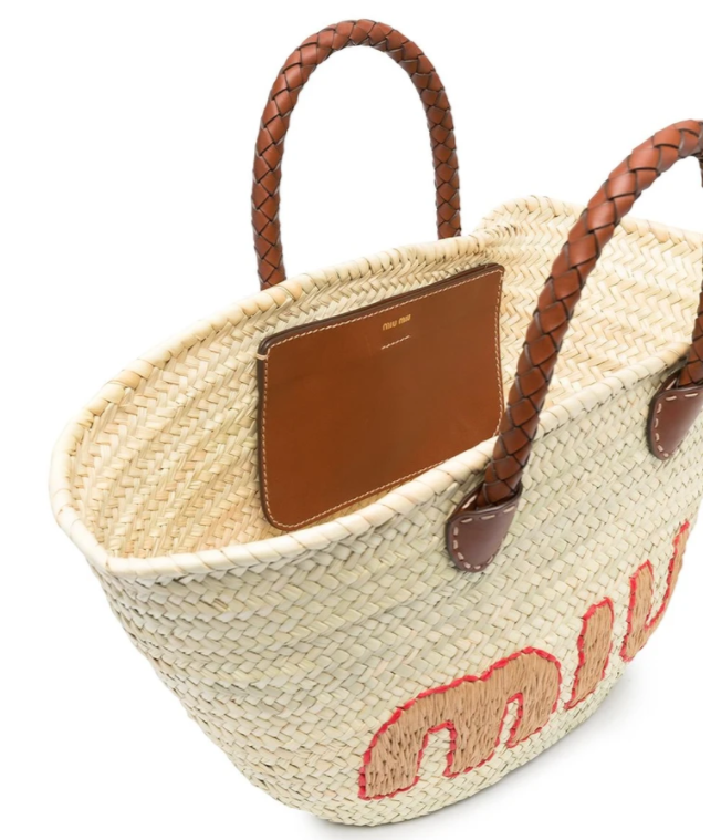 $686.87 (原价 $1015.72) + 免邮Cettire官网 Miu Miu Logo 编织托特包67折热卖 