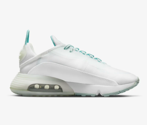 $88.97 (原价 $150) + 免邮Nike Air Max 2090 女士薄荷绿气垫运动鞋6折热卖 