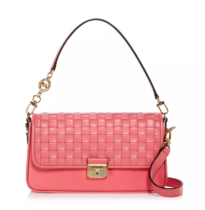 $147.60 (原价 $328) + 免邮Bloomingdale s官网 王霏霏同款 MICHAEL Michael Kors Bradshaw 小号编织腋下包45折热卖 多色可选