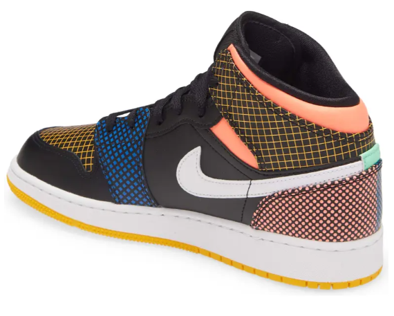 售价$105 + 免邮Nordstrom官网 Nike Air Jordan 1 Mid 彩色网格大童款运动鞋热卖 