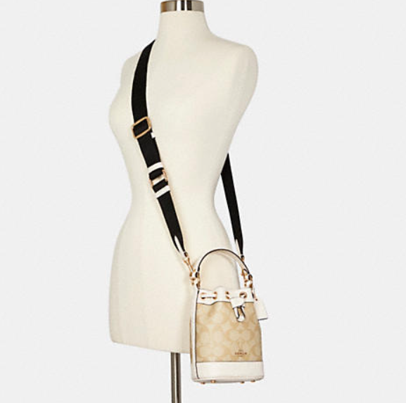 $178.80 (原价 $298) + 免邮Coach Outlet官网 Coach Dempsey Drawstring 卡其色小号水桶包6折热卖  