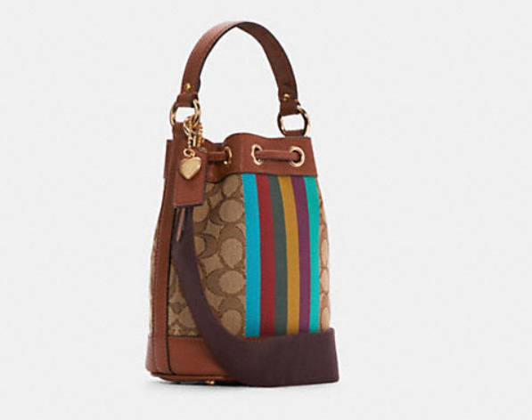 $149 (原价 $298) + 免邮Coach Outlet官网 Coach Dempsey Drawstring 15 条纹小水桶包5折热卖 