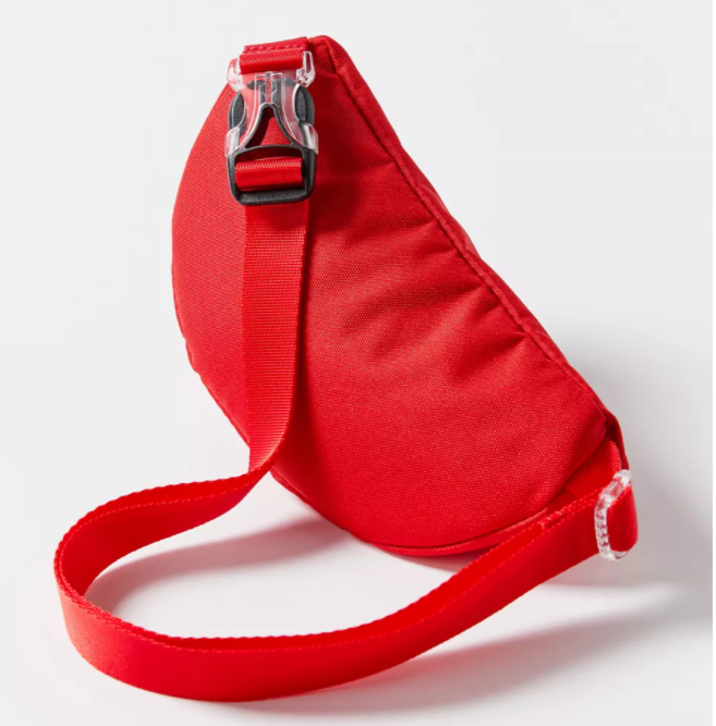 $9.99 (原价 $20) Urban Outfitters官网 Converse 腰包5折热卖 两色可选