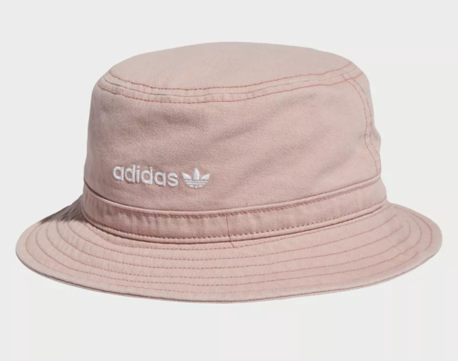 渔夫帽给人的感觉一直是乖乖的