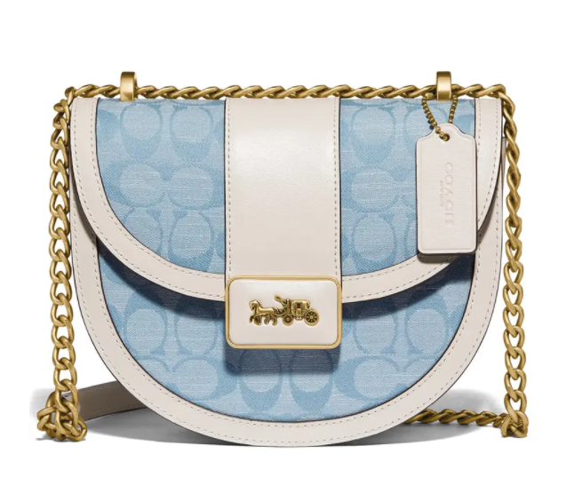 这款包包圆弧形的设计看起来超流畅 这款包包圆弧形的设计看起来超流畅