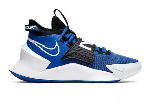 这款Nike Future Court 3 大童款篮球鞋专为喜欢打篮球的孩子打造