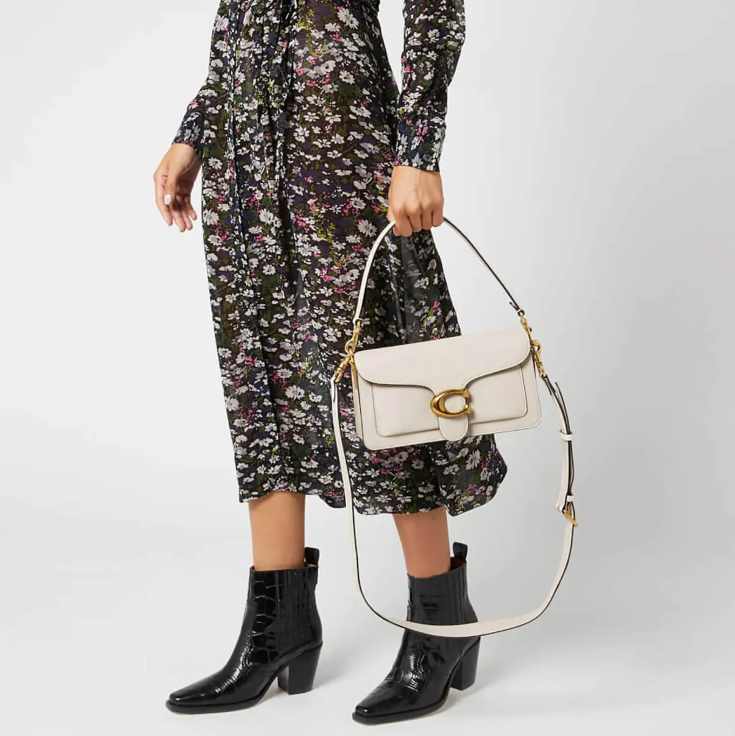 MyBag中国官网 Coach Tabby 26 女士白色单肩包75折热卖 ¥2547.75 (原价 ¥3397)+ 包邮MyBag中国官网 Coach Tabby 26 女士白色单肩包75折热卖