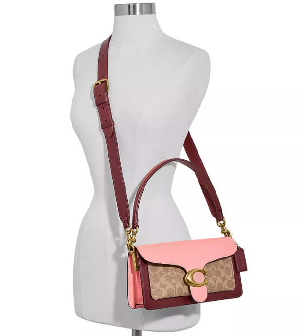 $237 (原價 $395) + 免運費Bloomingdale s官網 COACH Tabby 26 老花拚色斜挎包6折熱賣 