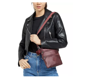 凯浦林是世界著名的时尚休闲包袋品牌