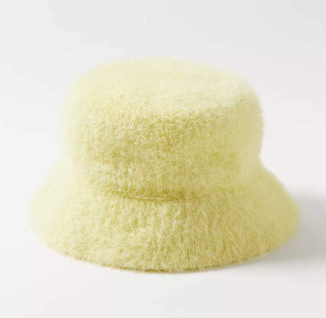 $14.25 (原价 $19)UO Rewards会员独享：Yaz Fuzzy 毛绒渔夫帽75折热卖 多色可选