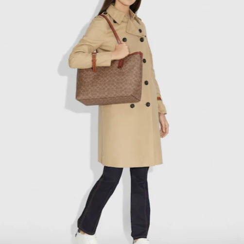 Coach Central 老花托特包5折热卖 $147.50 (原价 $295) + 免邮Coach Central 老花托特包5折热卖