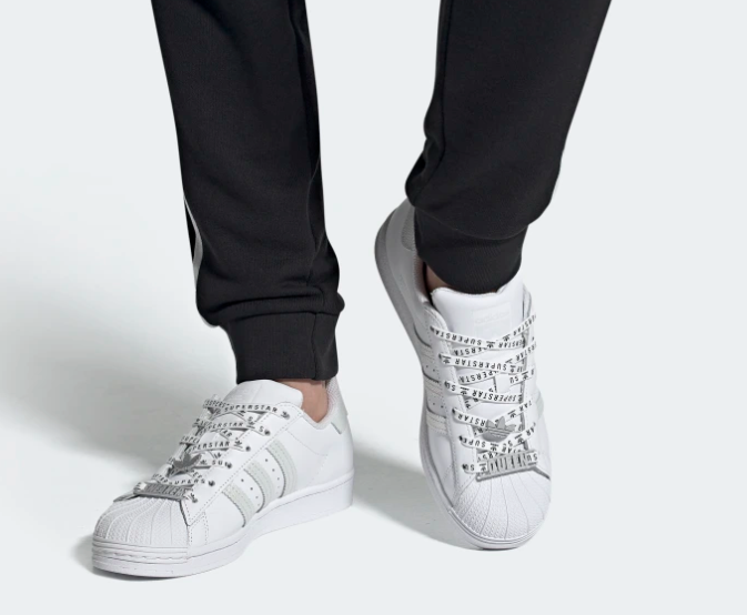 $28 (原价 $40) + 免邮史低价：eBay US官网 adidas Originals Superstar 女士三条杠贝壳头板鞋7折热卖 