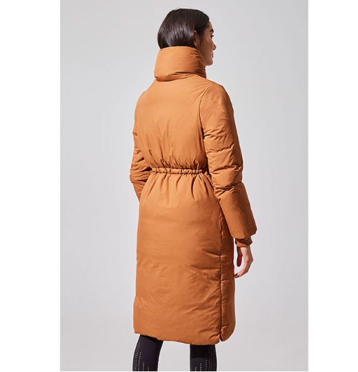 MPG 的 Blair 是一款羽绒填充羽绒服