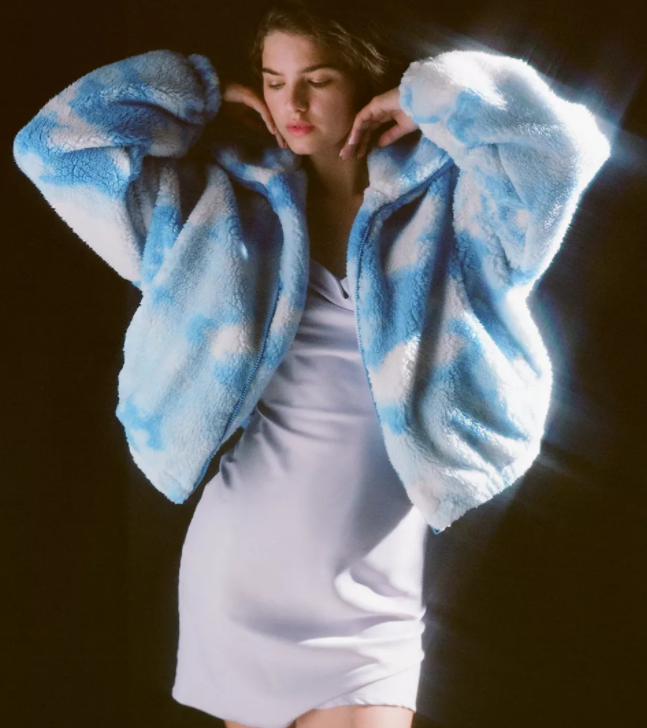 $48.30 (原价 $99) Urban Outfitters 印花摇粒绒夹克额外7折热卖 多色可选