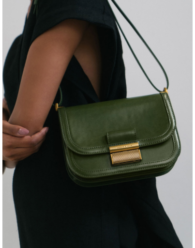 现价$69 + 免邮小红书热门款：Charles & Keith 复古风琴包热卖 多色可选 