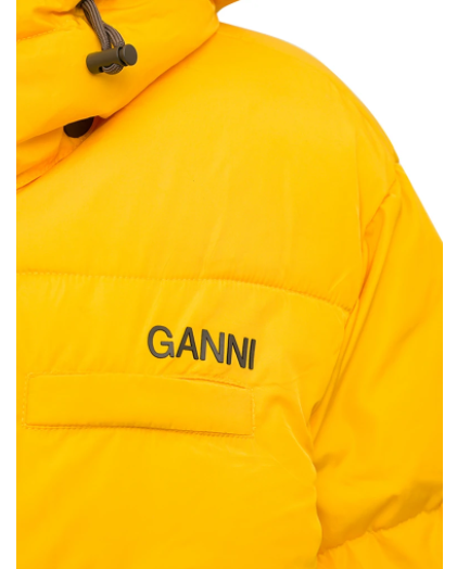 Ganni是一款来自丹麦的品牌