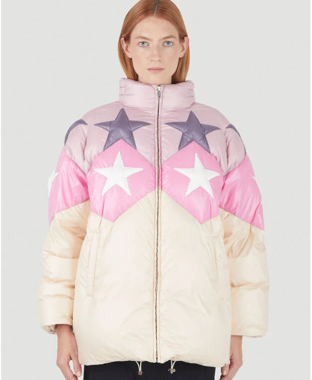 刘雯、乔欣同款:Cettire官网 Miu Miu 星星羽绒服75折热卖 $2252.37 (原价 $3022.97) + 免邮刘雯、乔欣同款:Cettire官网 Miu Miu 星星羽绒服75折热卖