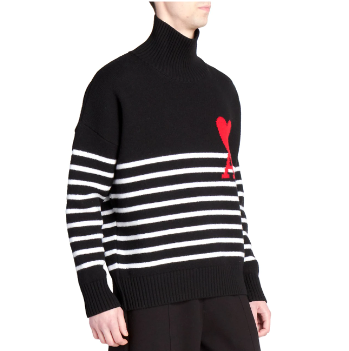 Saks Fifth Avenue官网 AMI Paris 黑白条纹大爱心高领毛衣上新热卖 $480 (原价 $580) + 免邮Saks Fifth Avenue官网 AMI Paris 黑白条纹大爱心高领毛衣上新热卖