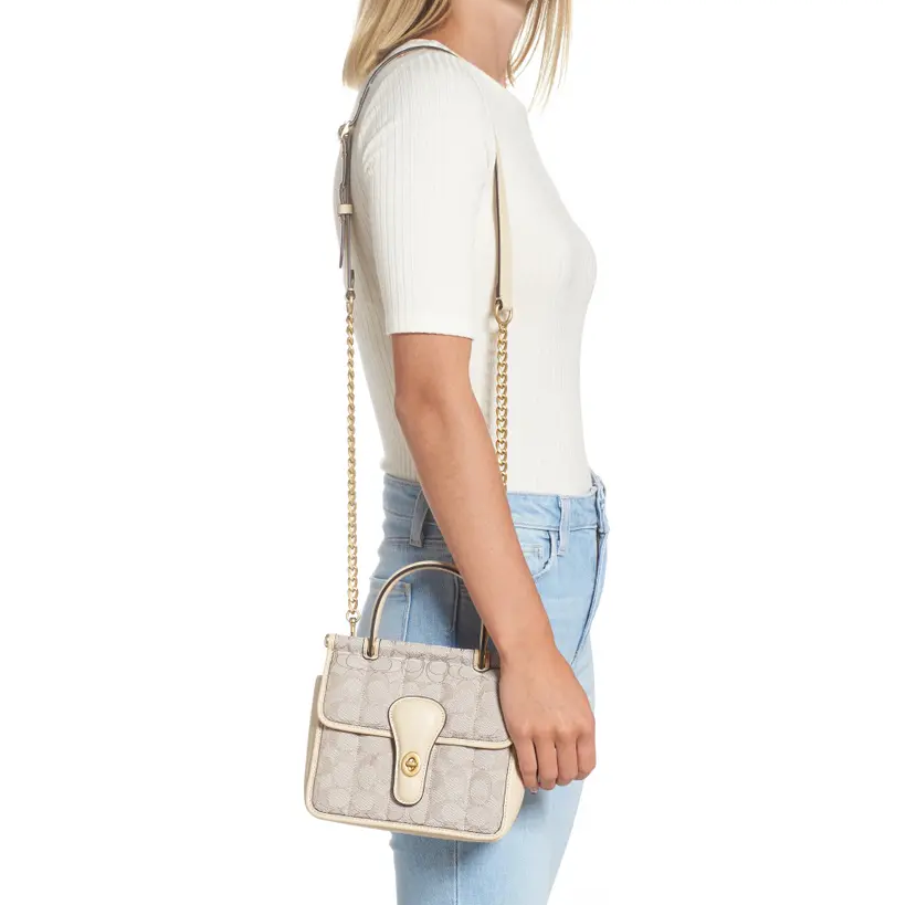 Nordstrom官网 Coach Originals Quilties Logo 老花手提包额外75折热卖 $236.25 (原价 $315) + 免邮Nordstrom官网 Coach Originals Quilties Logo 老花手提包额外75折热卖