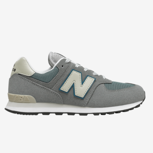 champs sports new balance