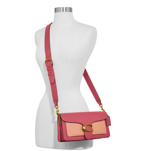 $276.50 (原價 $395) + 免運費Nordstrom官網 Coach Tabby 26 粉拚單肩斜挎包7折熱賣 