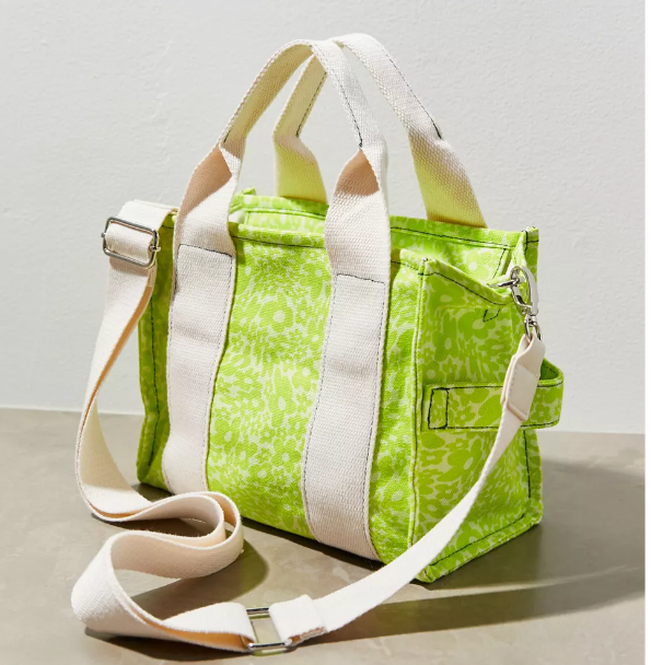 87% Off BDG Serena Medium Canvas Tote Bag @ Urban Outfitters $4.99 (Was ...