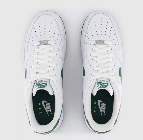 £60 (原价 £110)OFFICE UK官网 Nike Air Force 1 07板鞋5.5折热卖