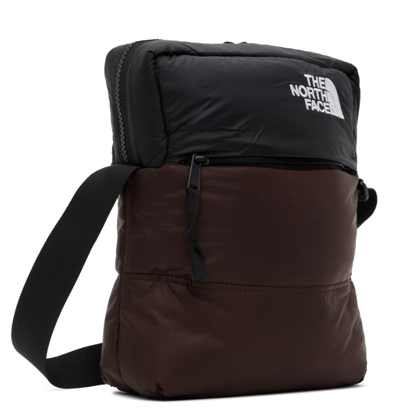 SSENSE官網 THE NORTH FACE Nuptse 拚色斜款包3.6折熱賣 $29 (原價 $80) SSENSE官網 THE NORTH FACE Nuptse 拚色斜款包3.6折熱賣