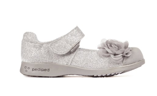 Pediped Footwear官網 Flex® Estella花朵單鞋7折熱賣 $35 (原價 $50)Pediped Footwear官網 Flex® Estella花朵單鞋7折熱賣