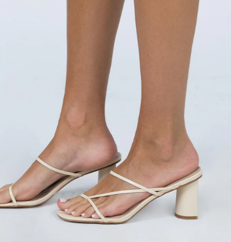 AU$33 (原价 AU$55)Princess Polly AU官网 The Becka高跟凉鞋6折热卖