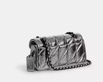 Coach官网 Tabby 20银色斜挎包6折热卖 $237 (原价 $395) + 包邮Coach官网 Tabby 20银色斜挎包6折热卖