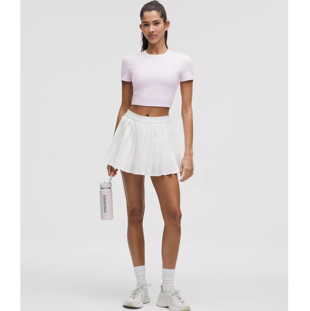 $49 (原价 $68) + 免邮lululemon 紧身短款无钢圈文胸T恤7.2折特惠 2色可选  