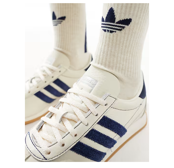 ASOS UK官网 adidas Originals Country OG 运动鞋7折热卖 £59.50 (原价 £85) + 免邮ASOS UK官网 adidas Originals Country OG 运动鞋7折热卖