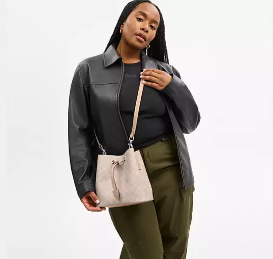 $199 (原价 $398) + 免邮Coach Outlet官网 Coach Rowan 新款老花帆布水桶包5折特惠 2色可选 