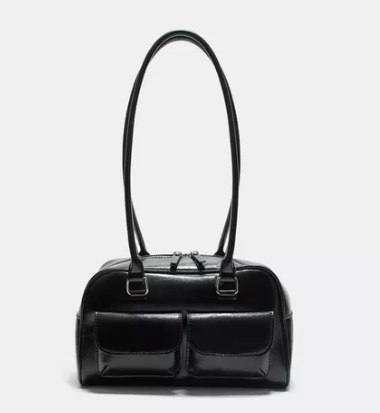 Stradivarius UK 带口袋和长肩带的单肩包仅需£35.99 Stradivarius UK 带口袋和长肩带的单肩包仅需£35.99